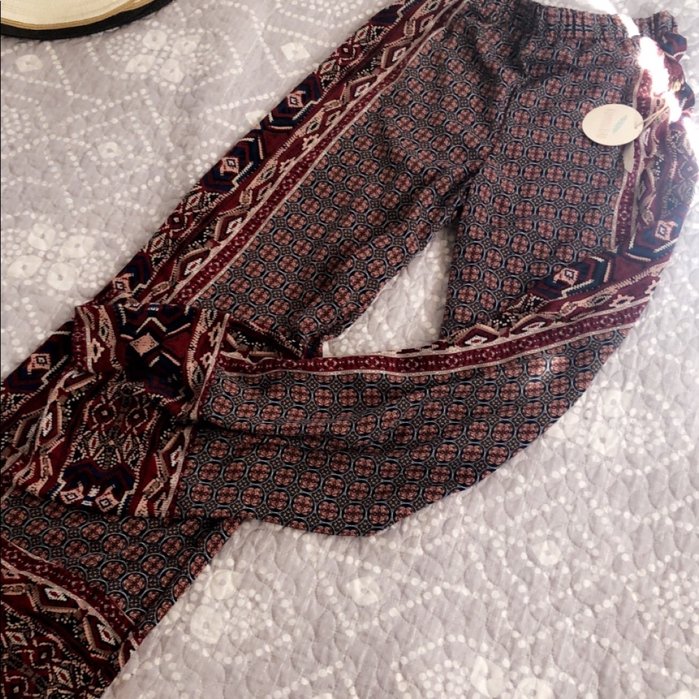 Brand new pair of floral pants.